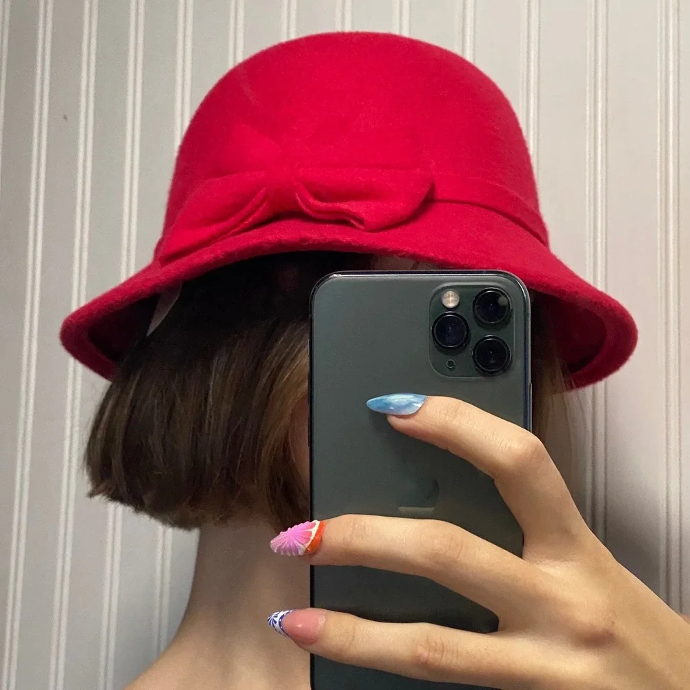 NWT Vintage Style Red Felt Cloche Structured Hat Bow Retro Elegant Coquette